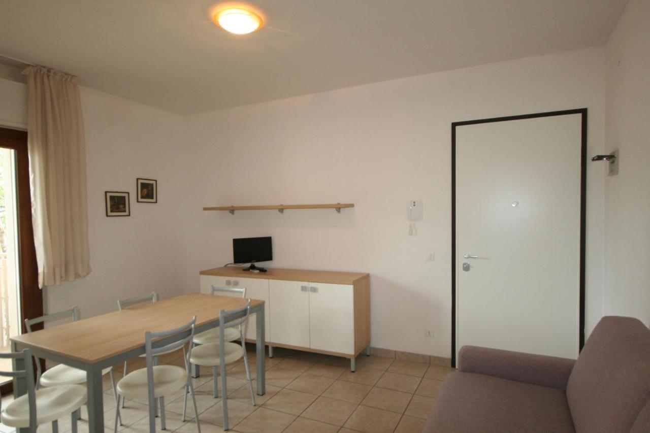 Ba- Tintoretto Apartments - Линяно Сабиадоро Екстериор снимка